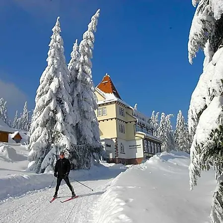Und Berggasthof Spiessberghaus Am Rennsteig *